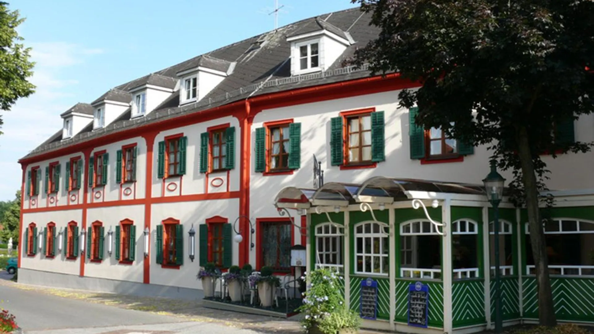 5 Familienfreundliche Hotels in Bad Waltersdorf für Ihren Urlaub