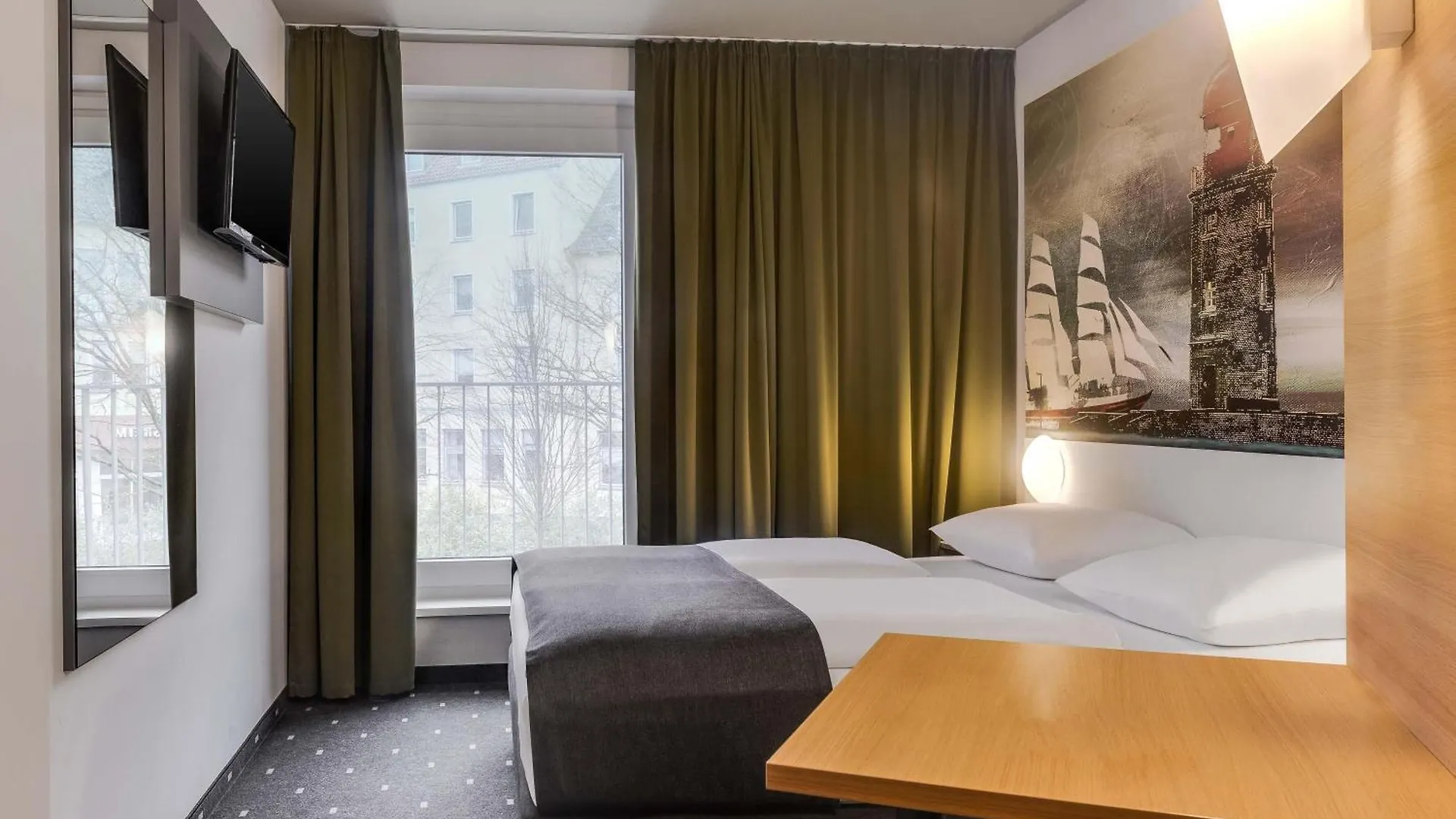 4 Zentrale Hotels nahe dem Theater im Fischereihafen Bremerhaven